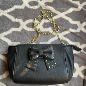 Small Betsey Johnson black and gold bow purse